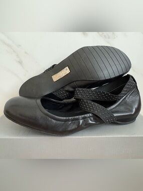 NEW Women’s Kenneth Cole Ballet Flats 8 Gen-eral Black Leather NIB Strappy Shoes